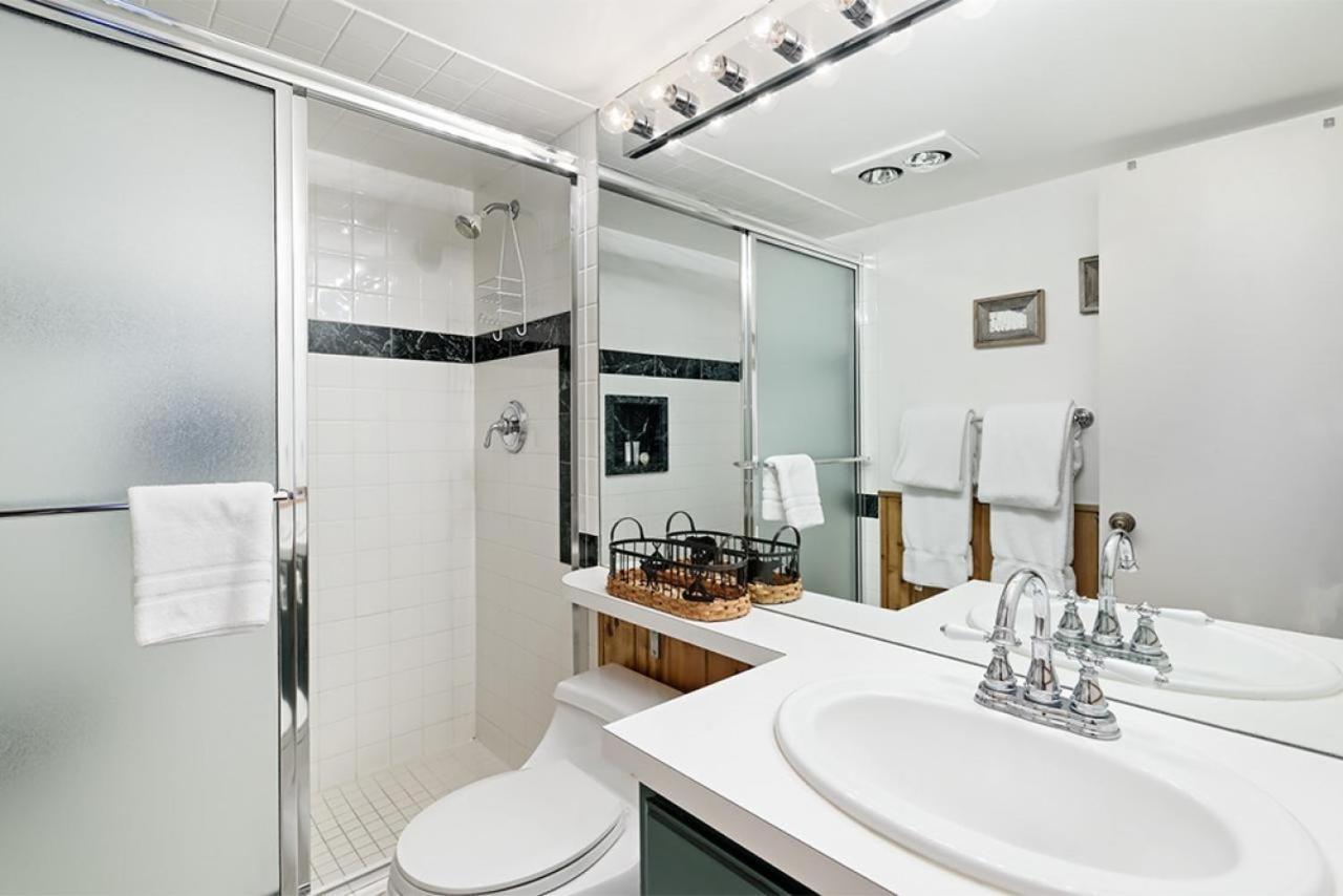Chateau Dumont Unit 2, Condo With Central, Downtown Location Aspen Kültér fotó